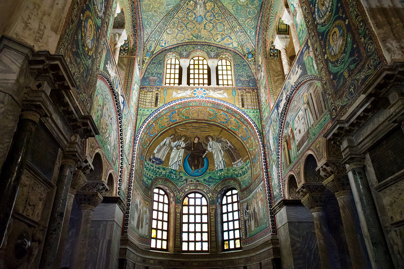 I mosaici dell'abside di San Vitale a Ravenna