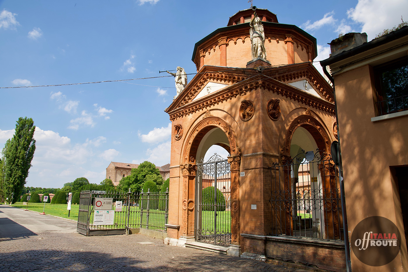 L'ingresso del Cimitero Monumentale di Ferrara