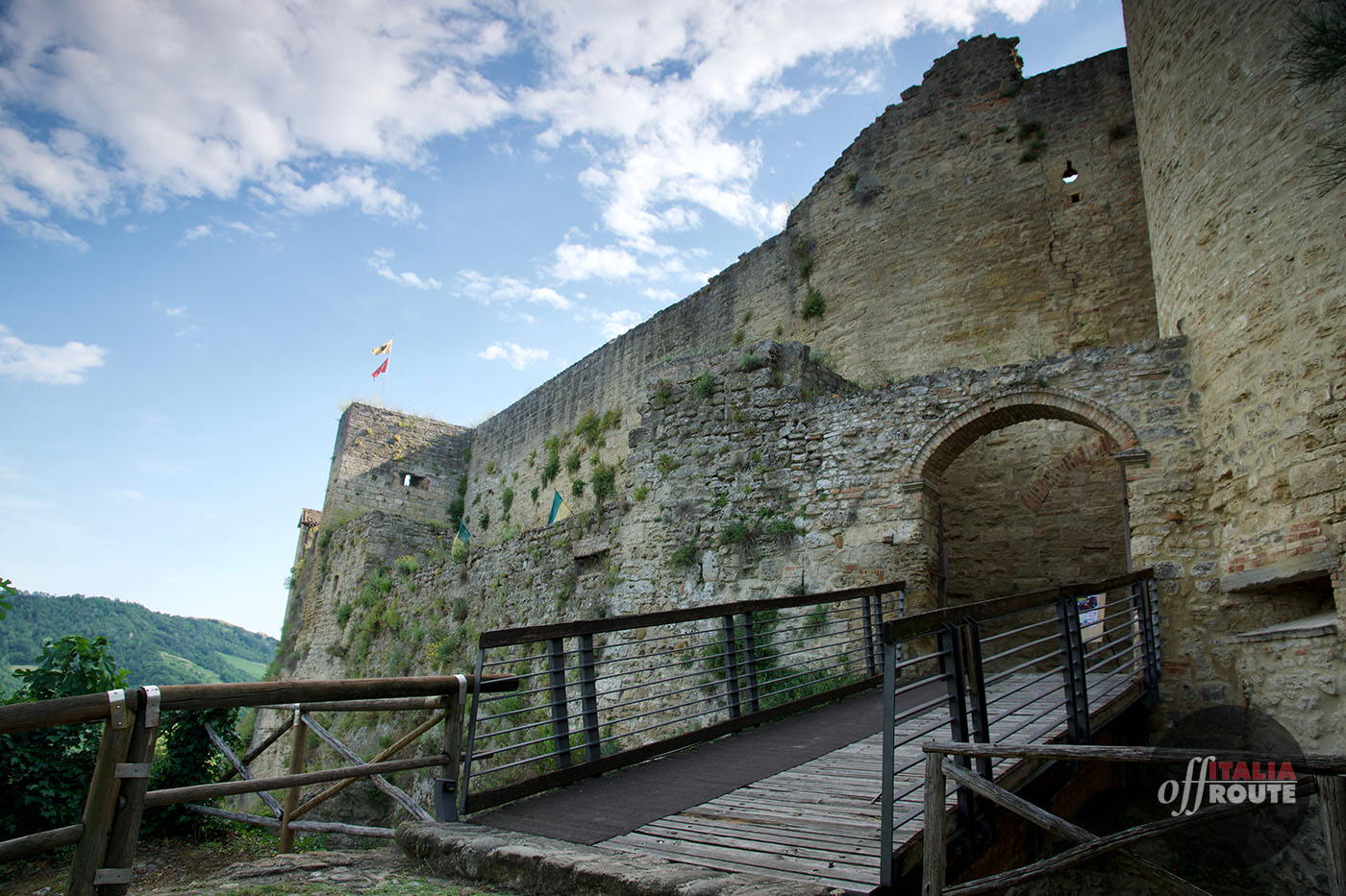 La rocca, la fortificazione mai aggiornata da i Medici a Castrocaro