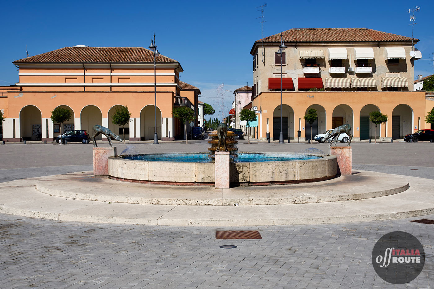 La piazza centrale di Tresigall